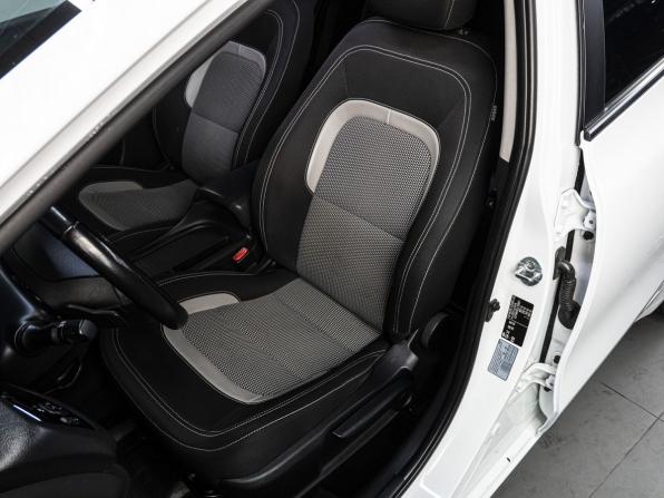 Kia Ceed II Рестайлинг с пробегом 2018 года, цена 1 290 000 рублей, 239600 км, хэтчбек, Автокод Объявления