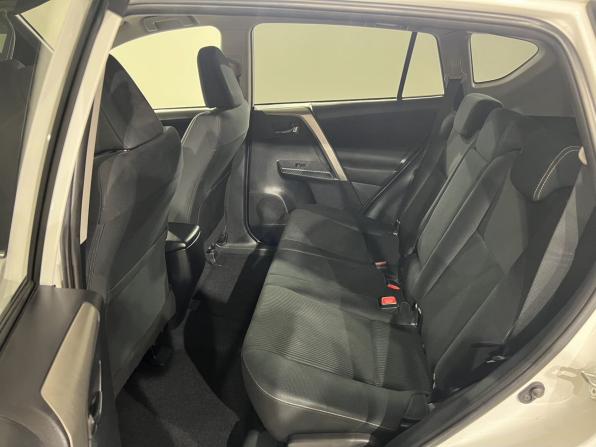 Toyota RAV4 IV (XA40) с пробегом 2014 года, цена 1 949 000 рублей, 129697 км, внедорожник, Автокод Объявления