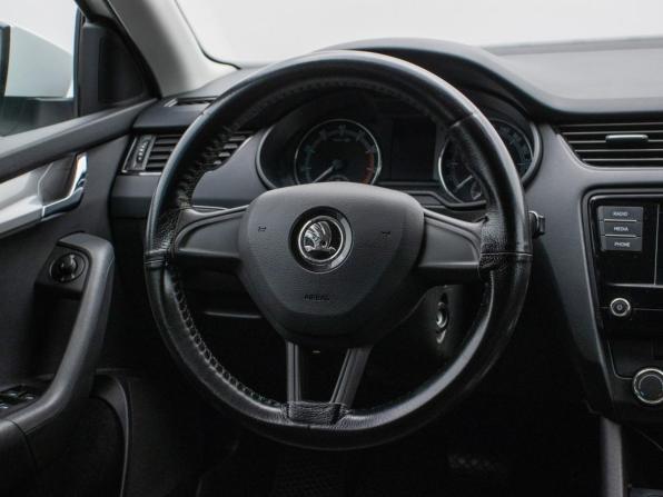 Skoda Octavia III (A7) Рестайлинг с пробегом 2020 года, цена 1 678 000 рублей, 148837 км, лифтбек, Автокод Объявления