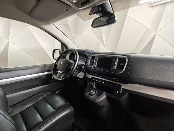 Peugeot Traveller I с пробегом 2018 года, цена 3 041 000 рублей, 93367 км, минивэн, Автокод Объявления
