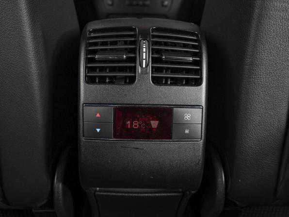 Mercedes-Benz GLK-Класс I (X204) Рестайлинг с пробегом 2012 года, цена 1 780 000 рублей, 205938 км, внедорожник, Автокод Объявления