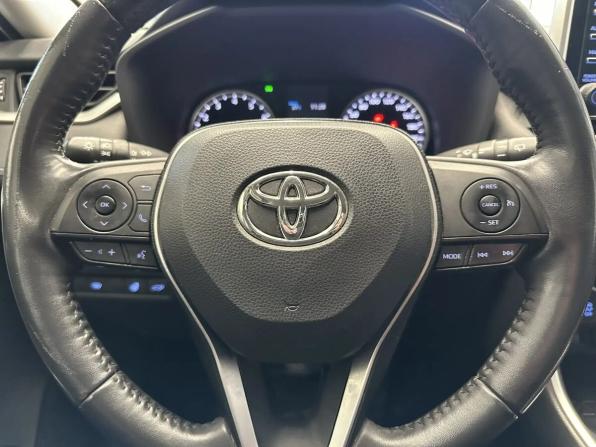 Toyota RAV4 V (XA50) с пробегом 2020 года, цена 2 500 000 рублей, 199700 км, внедорожник, Автокод Объявления