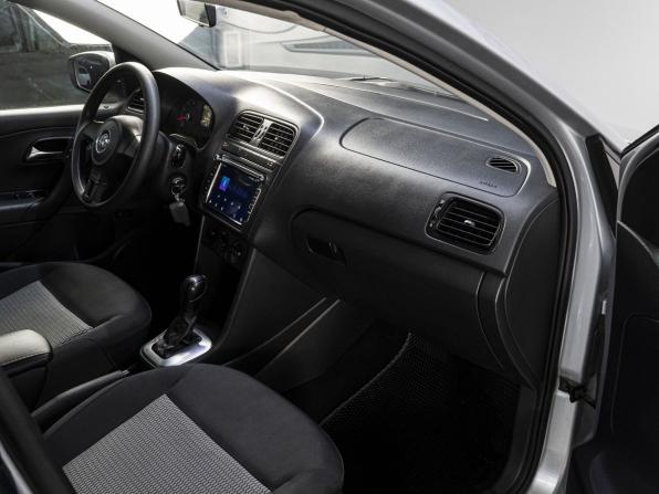 Volkswagen Polo V с пробегом 2014 года, цена 799 000 рублей, 197341 км, седан, Автокод Объявления