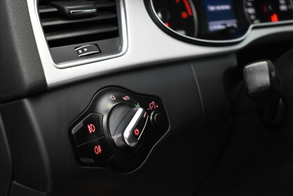 Audi A4 IV (B8) Рестайлинг Москва  - изображение 12