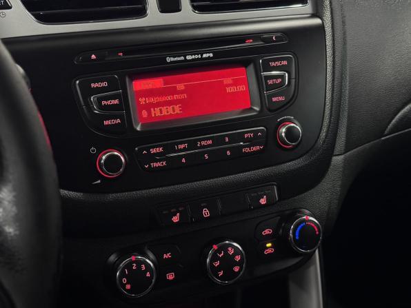 Kia Ceed II с пробегом 2013 года, цена 1 000 000 рублей, 230000 км, хэтчбек, Автокод Объявления