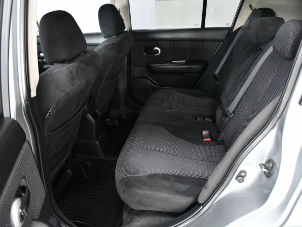 Nissan Tiida I Рестайлинг с пробегом 2010 года, цена 747 000 рублей, 182027 км, хэтчбек, Автокод Объявления