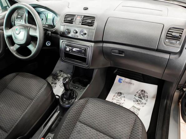 Skoda Fabia II Рестайлинг с пробегом 2011 года, цена 420 000 рублей, 150141 км, хэтчбек, Автокод Объявления