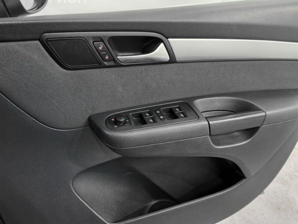 Volkswagen Sharan II с пробегом 2013 года, цена 1 330 000 рублей, 150000 км, минивэн, Автокод Объявления