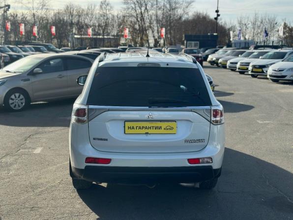 Mitsubishi Outlander III с пробегом 2014 года, цена 1 529 000 рублей, 131546 км, внедорожник, Автокод Объявления
