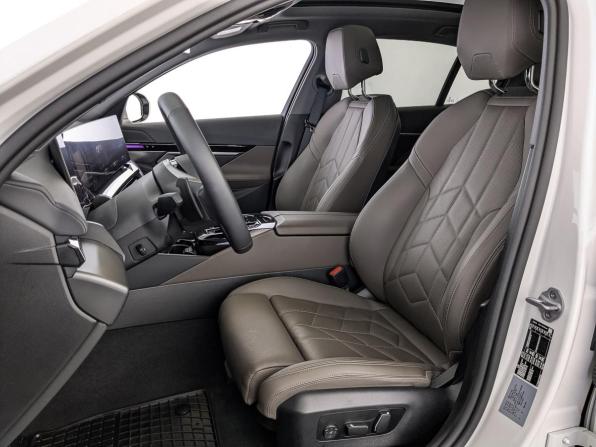 BMW 5 серии VII (G30/G31/G38) Рестайлинг с пробегом 2023 года, цена 6 650 000 рублей, 22065 км, седан, Автокод Объявления