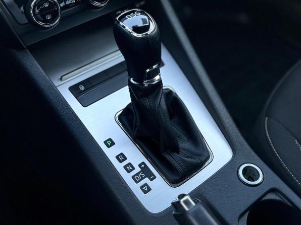 Skoda Octavia III (A7) Рестайлинг с пробегом 2017 года, цена 1 700 000 рублей, 130950 км, лифтбек, Автокод Объявления