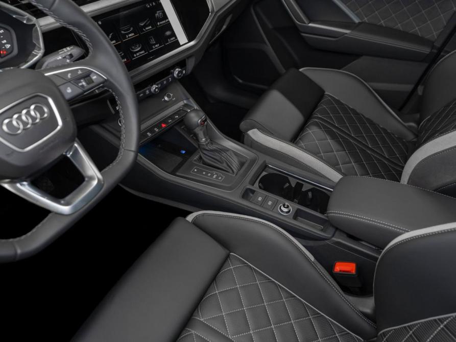 Audi Q3 II (F3) Москва  - изображение 15
