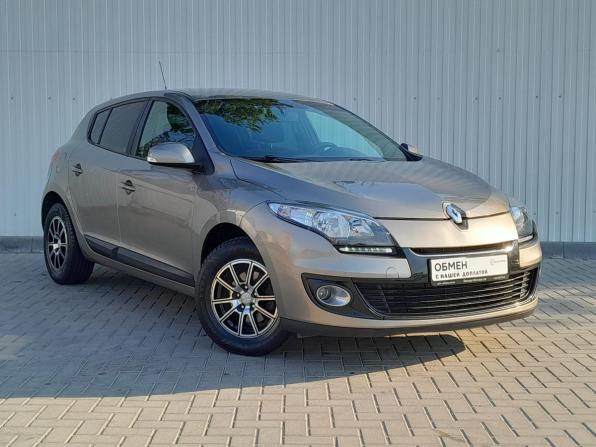 Renault Megane III Рестайлинг с пробегом 2013 года, цена 899 000 рублей, 103120 км, хэтчбек, Автокод Объявления