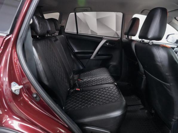 Toyota RAV4 IV (XA40) Рестайлинг с пробегом 2018 года, цена 2 645 000 рублей, 130400 км, внедорожник, Автокод Объявления