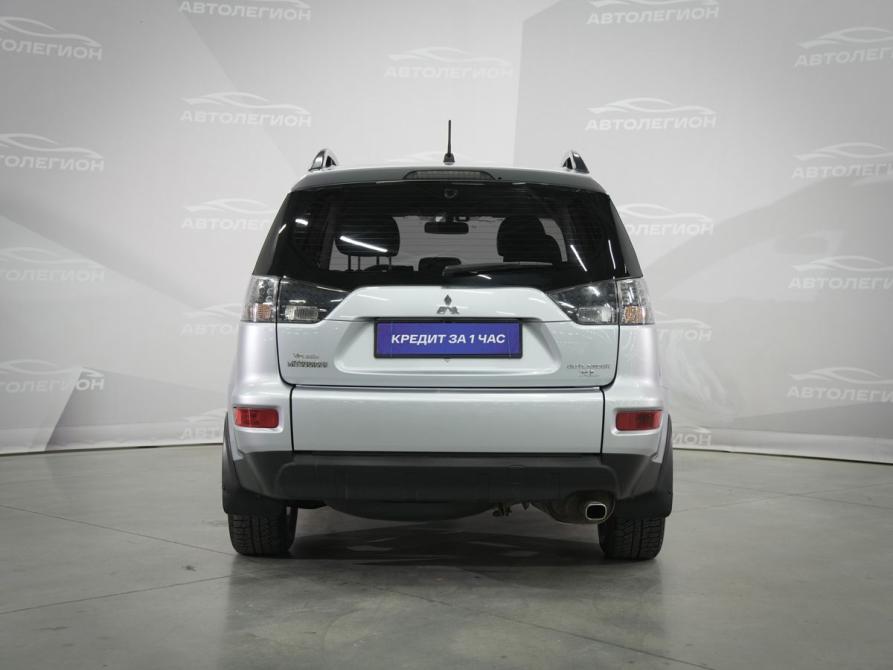 Mitsubishi Outlander II Рестайлинг Новосибирск  - изображение 6