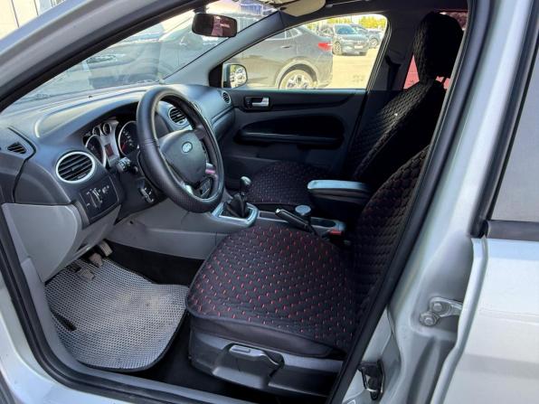 Ford Focus II Рестайлинг с пробегом 2010 года, цена 515 000 рублей, 256158 км, седан, Автокод Объявления