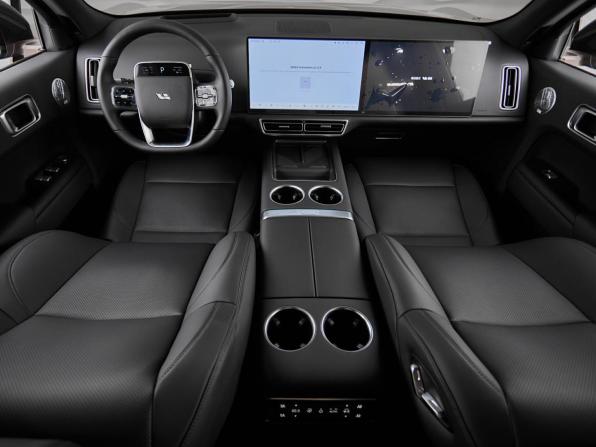 Новый Li Auto (Lixiang) L9 I Рестайлинг 2025 года, цена 11 799 000 рублей, внедорожник, Автокод Объявления