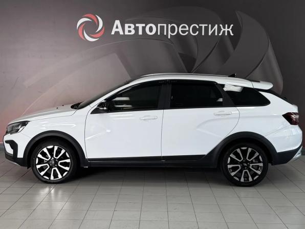 Lada (ВАЗ) Vesta I Рестайлинг (NG) с пробегом 2024 года, цена 1 650 000 рублей, 492 км, универсал, Автокод Объявления