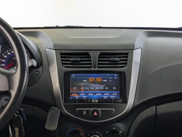 Hyundai Solaris I Рестайлинг с пробегом 2014 года, цена 1 080 000 рублей, 124658 км, хэтчбек, Автокод Объявления