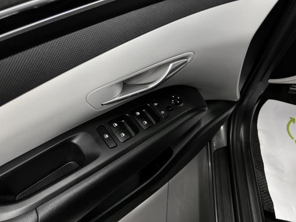 Hyundai Tucson IV с пробегом 2021 года, цена 2 645 000 рублей, 77274 км, внедорожник, Автокод Объявления