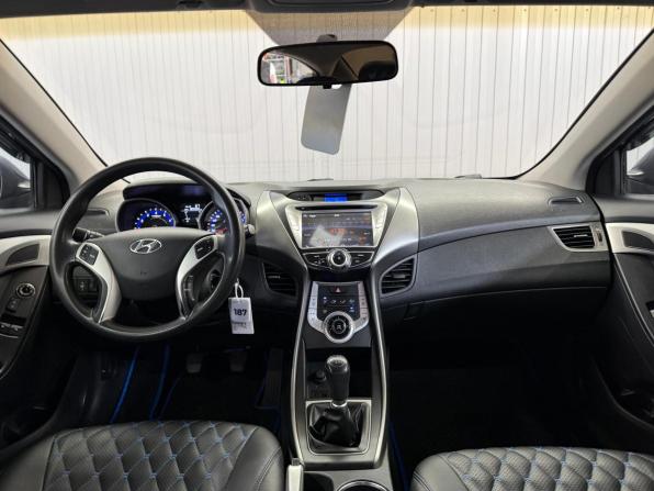 Hyundai Elantra V (MD) с пробегом 2011 года, цена 997 000 рублей, 189377 км, седан, Автокод Объявления