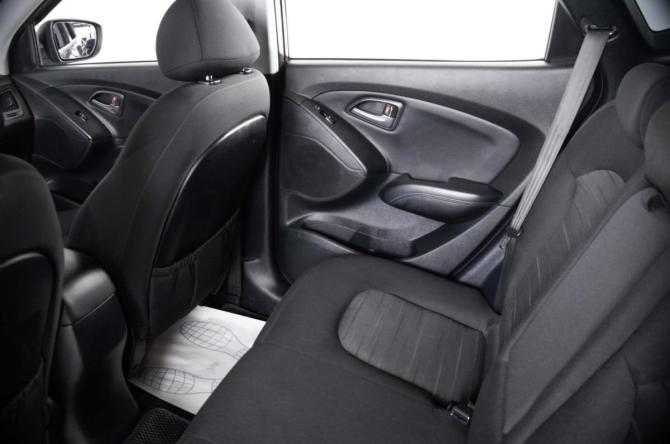Hyundai ix35 I Рестайлинг с пробегом 2015 года, цена 1 849 000 рублей, 180000 км, внедорожник, Автокод Объявления