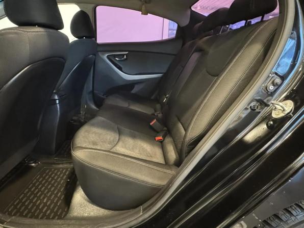 Hyundai Elantra V (MD) с пробегом 2013 года, цена 669 000 рублей, 286177 км, седан, Автокод Объявления
