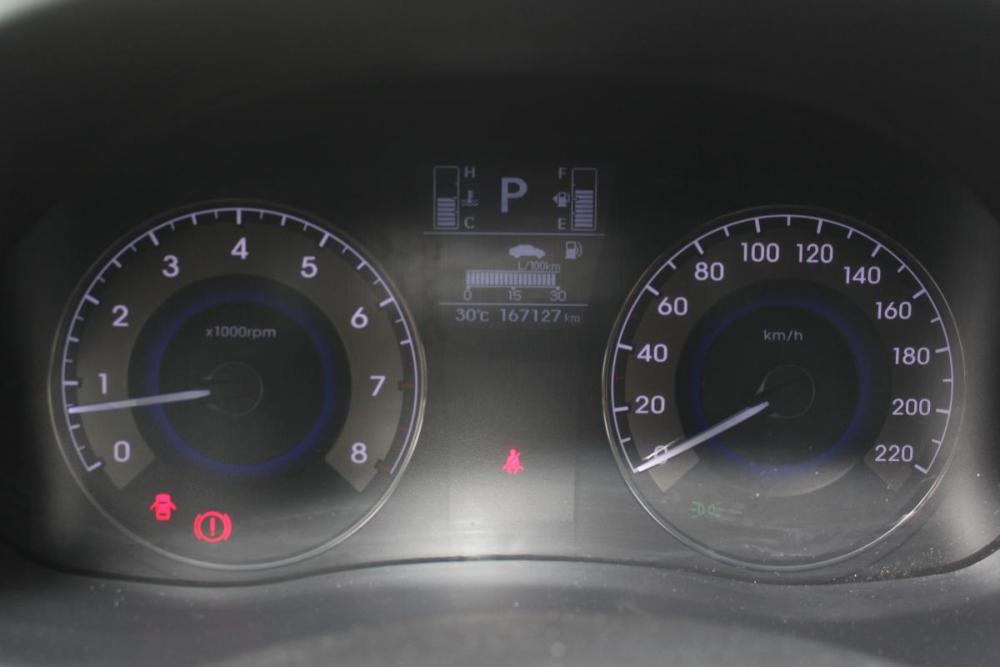 Hyundai Solaris I Рестайлинг Белгород  - изображение 18