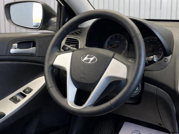 Hyundai Solaris I с пробегом 2011 года, цена 777 000 рублей, 147135 км, седан, Автокод Объявления