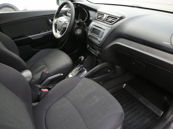 Kia Rio III Рестайлинг с пробегом 2017 года, цена 1 077 000 рублей, 135275 км, седан, Автокод Объявления