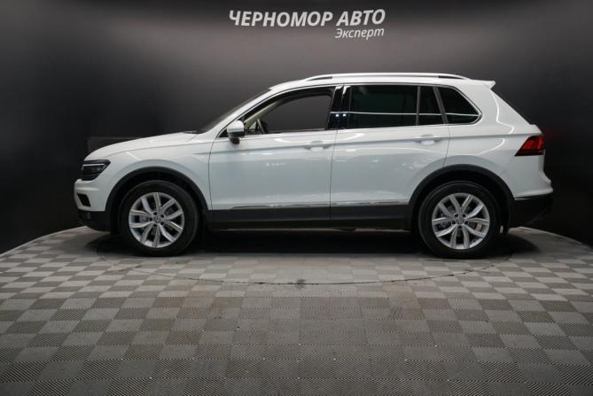 Volkswagen Tiguan II с пробегом 2018 года, цена 2 680 000 рублей, 95000 км, внедорожник, Автокод Объявления