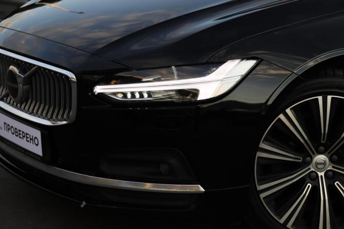 Volvo S90 II Рестайлинг с пробегом 2021 года, цена 3 340 000 рублей, 123607 км, седан, Автокод Объявления