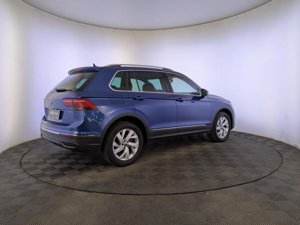 Volkswagen Tiguan II Рестайлинг с пробегом 2021 года, цена 3 745 000 рублей, 41500 км, внедорожник, Автокод Объявления