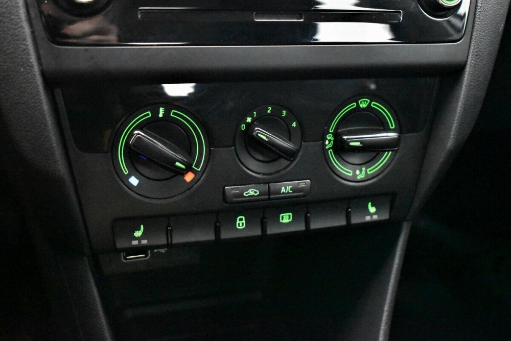 Skoda Rapid I Рестайлинг Москва  - изображение 8