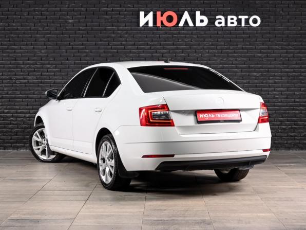 Skoda Octavia III (A7) Рестайлинг с пробегом 2019 года, цена 1 480 000 рублей, 171092 км, лифтбек, Автокод Объявления