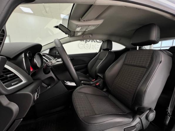 Opel Astra J Рестайлинг с пробегом 2014 года, цена 900 000 рублей, 151300 км, хэтчбек, Автокод Объявления