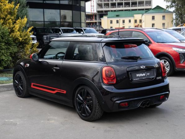 Mini Hatch III (F55/F56) с пробегом 2015 года, цена 1 768 000 рублей, 114043 км, хэтчбек, Автокод Объявления