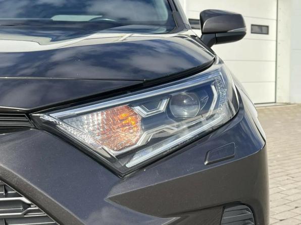 Toyota RAV4 V (XA50) с пробегом 2021 года, цена 3 799 000 рублей, 78000 км, внедорожник, Автокод Объявления