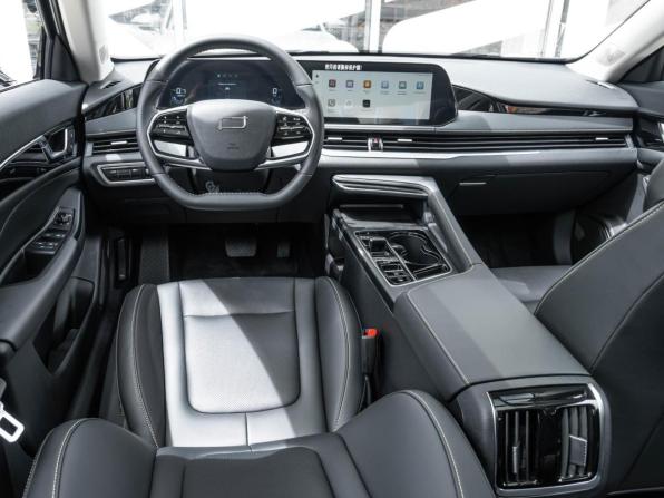 FAW Bestune B70 I Рестайлинг с пробегом 2024 года, цена 2 598 000 рублей, 61 км, лифтбек, Автокод Объявления