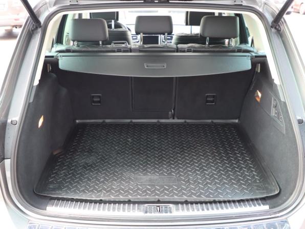 Volkswagen Touareg II Рестайлинг с пробегом 2017 года, цена 3 760 000 рублей, 112664 км, внедорожник, Автокод Объявления