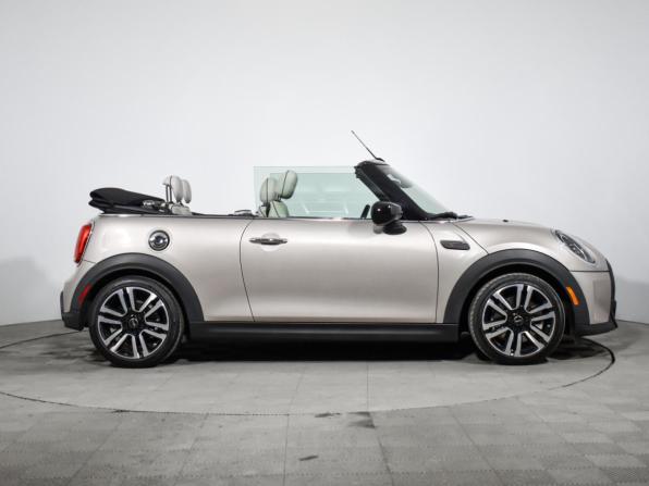 Mini Cabrio III Рестайлинг 2 с пробегом 2022 года, цена 3 700 000 рублей, 24750 км, кабриолет, Автокод Объявления