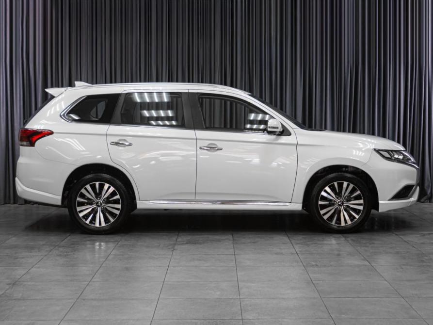 Mitsubishi Outlander III Рестайлинг 3 Тюмень  - изображение 5