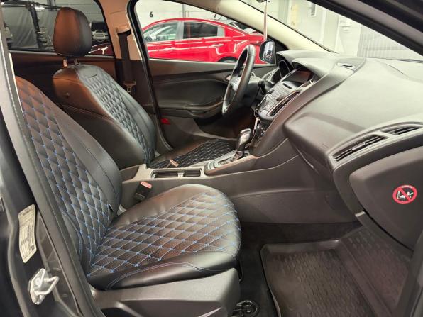 Ford Focus III Рестайлинг с пробегом 2015 года, цена 947 000 рублей, 185000 км, хэтчбек, Автокод Объявления