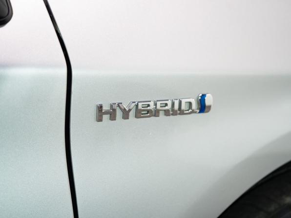 Toyota Prius III (XW30) с пробегом 2011 года, цена 895 000 рублей, 331600 км, лифтбек, Автокод Объявления