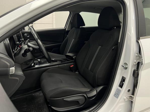Hyundai Elantra VII (CN7) с пробегом 2021 года, цена 1 790 000 рублей, 155125 км, седан, Автокод Объявления