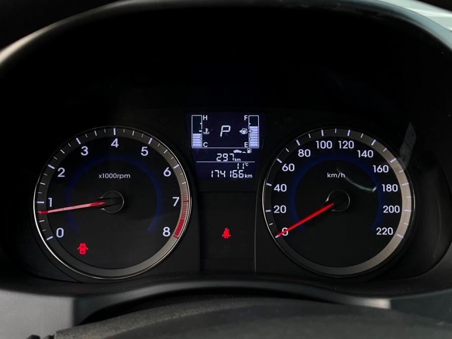 Hyundai Solaris I Рестайлинг Санкт-Петербург  - изображение 22