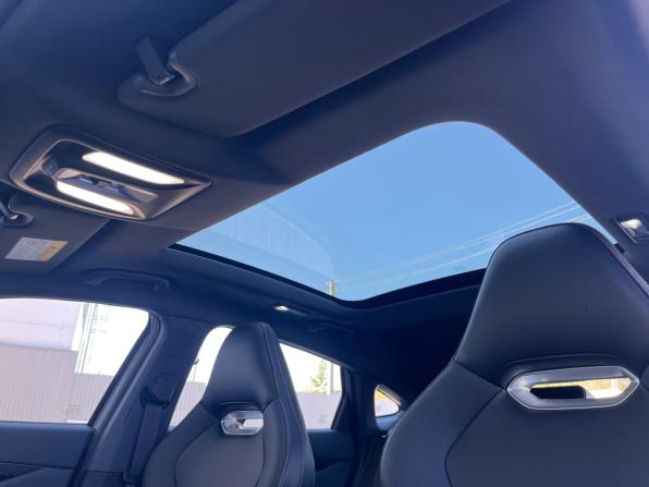 Changan UNI-V I с пробегом 2023 года, цена 2 290 000 рублей, 3679 км, лифтбек, Автокод Объявления