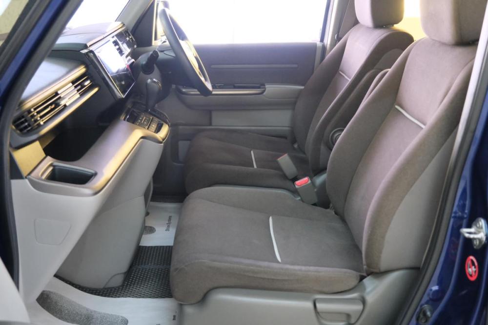 Honda Stepwgn V Омск  - изображение 20
