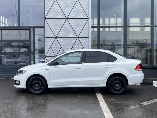 Volkswagen Polo V Рестайлинг с пробегом 2017 года, цена 1 019 000 рублей, 143944 км, седан, Автокод Объявления