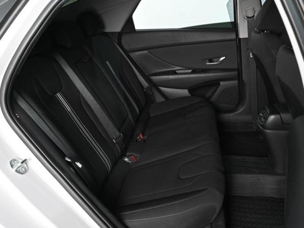 Hyundai Elantra VII (CN7) с пробегом 2021 года, цена 2 085 000 рублей, 77862 км, седан, Автокод Объявления